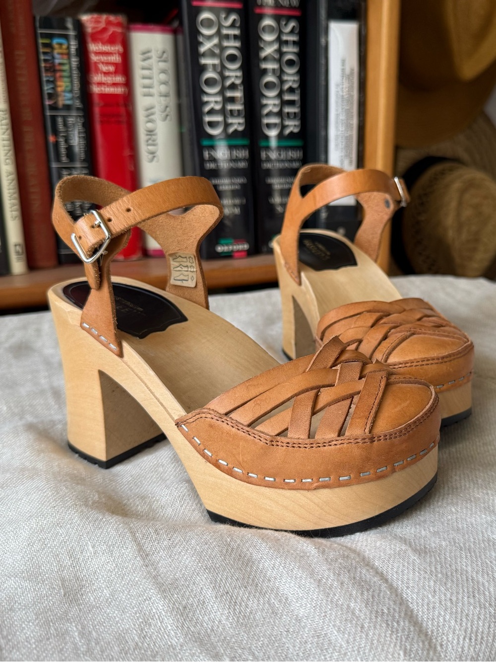 Swedish Hasbeens Clogs, EU36, FANTASTIC! - Picture 13 of 14